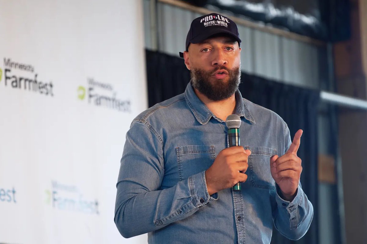 TheOfficerTatum's tweet photo. 🚨 Former NBA player and GOP Senate candidate Royce White says he plans to declare for the 2027 WNBA Draft, claiming he now identifies as transgender for the purpose of professional basketball. 

White says he reviewed the league’s eligibility rules and argues that if self-identification is enough, he qualifies to compete. He also says he’ll pursue legal action if the WNBA blocks him from playing.
