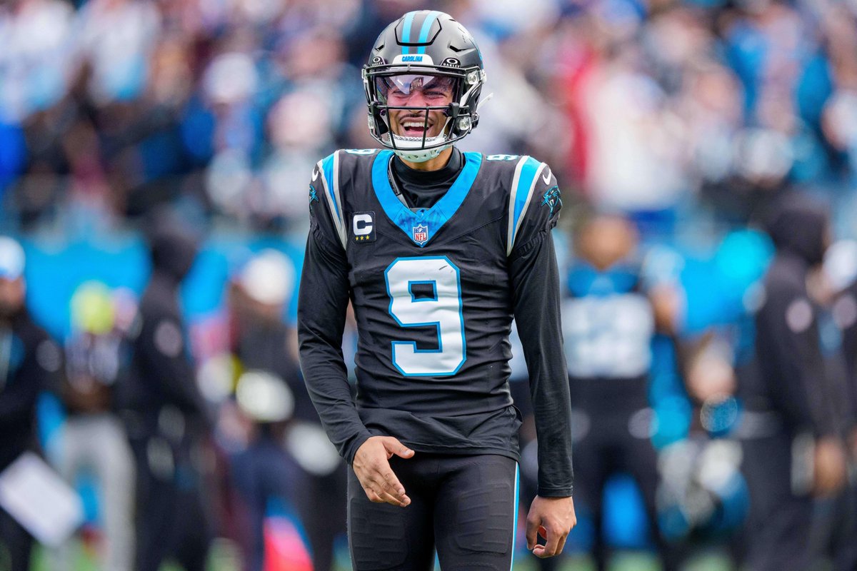 PFF's tweet photo. Highest DEEP BALL (20+ yard) passing grade last season
(min 40 attempts)

Bryce Young               99.7
Matthew Stafford     98.9
Drake Maye                 97.4 https://t.co/3Jwf56KH5X