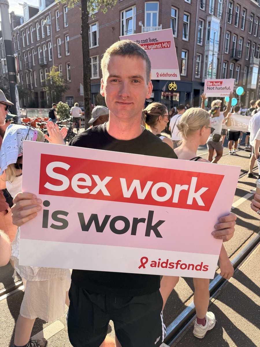 teufelsmuehle's tweet photo. Happy WorldPride, Amsterdam! https://t.co/AE5nxcBe9q