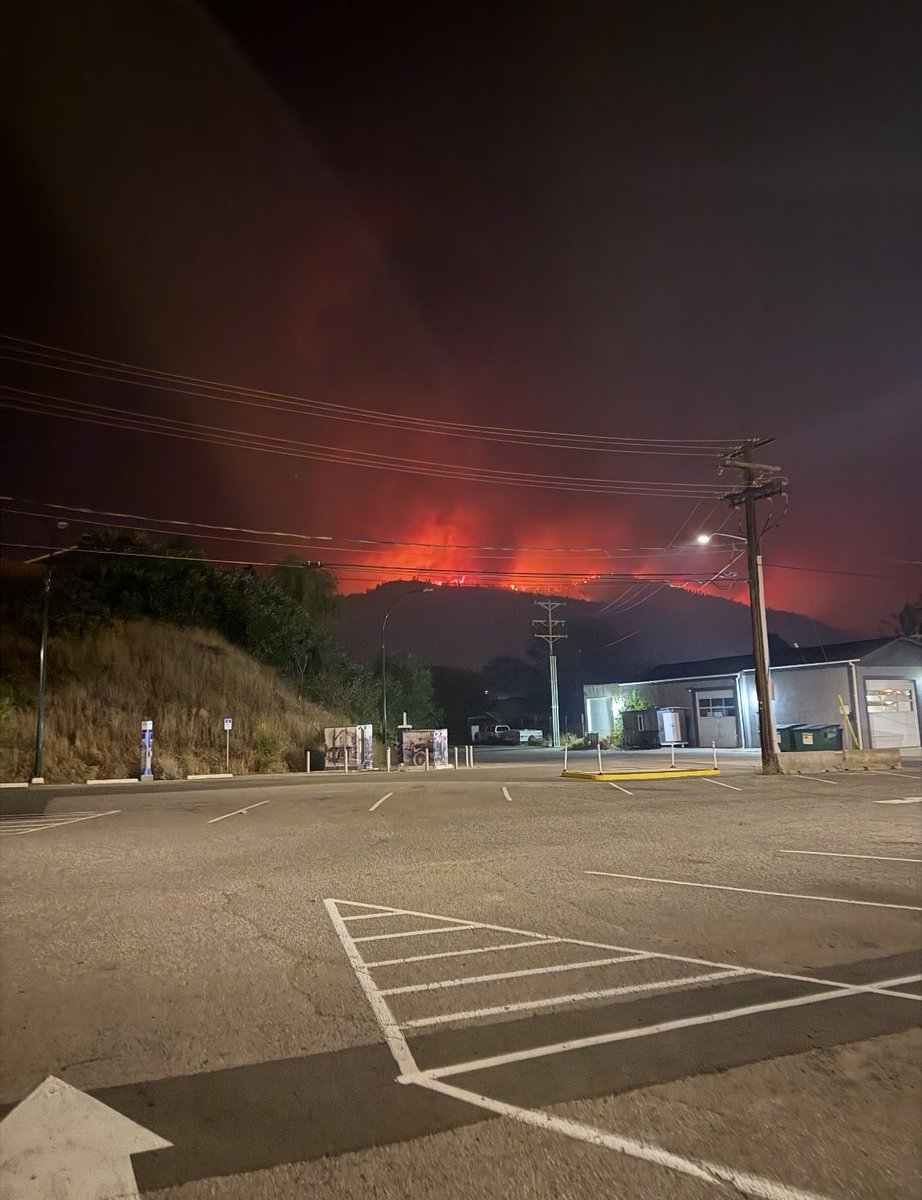 HansensHemp's tweet photo. Summer land fire.🔥 insane https://t.co/2pQQ2Rmxwn