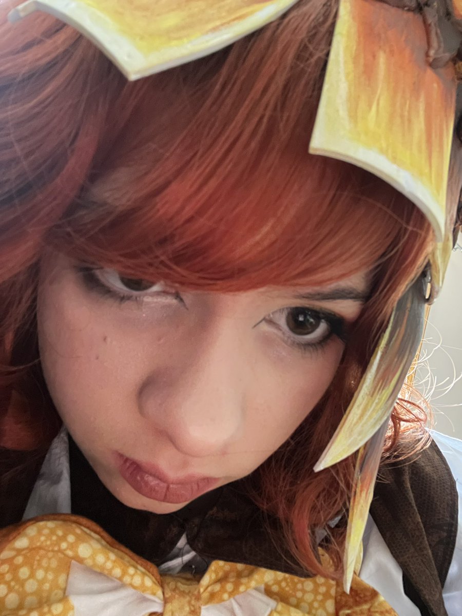 blueviewofyou's tweet photo. Comic.  Con.       Today. https://t.co/8TtjC0tUWw