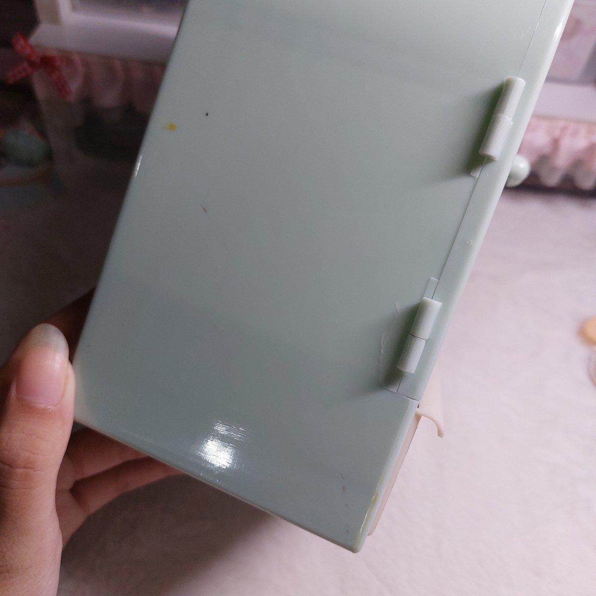 Subtiniiz0's tweet photo. ตู้ใส่ของ

☆ - 100฿
📮 ; ค่าส่ง 40฿

** มีรอยเเตก / เปื้อน **
ไม่มีผลต่อการใช้งาน *

#ตลาดนัดriize #โล๊ะโต๊ะ #เครื่องเขียนมือสอง #ตลาดนัดรวมด้อม #กล่องใส่ของ #ตลาดนัดซานริโอ้ #ตลาดนัดnct127 #ตลาดนัดENHYEPN #ตลาดนัดกล่อง https://t.co/5zA04DI8ZS