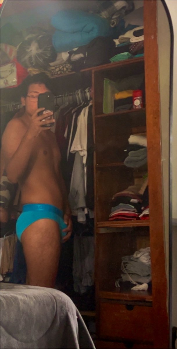 maxvazdel's tweet photo. Con que me veo mejor, con el jockstrap o la trusa? 
Ustedes que prefiere usar?

Sígueme para más fotos y/o videos.

@EncuentroGayMty https://t.co/mj9wFL21Ow