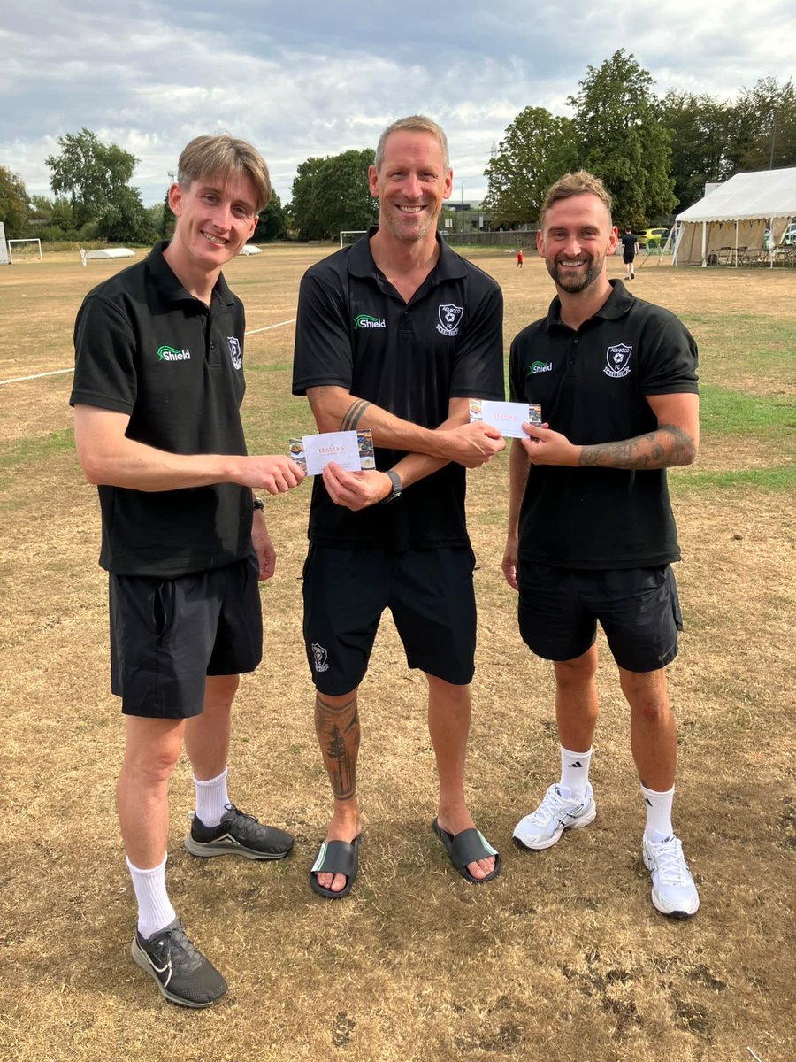 aekbocofc's tweet photo. ⭐️ 𝗠𝗘𝗡 𝗢𝗙 𝗧𝗛𝗘 𝗠𝗔𝗧𝗖𝗛 ⭐️

Matthew Isaacs &amp; Adam Buckley take today’s joint MOTM following our 6-1 win 👏🐻

Sponsored by The Italian Kitchen 🍕
📍 47 High St, Hanham, BS15 3DQ
📞 0117 961 4222

#UPTHEBEARS https://t.co/8PuRSdTsdo