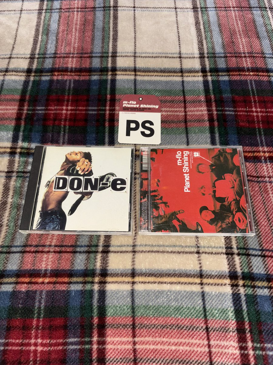 codylagann1998's tweet photo. I got these CDs in the mail today. Well I got this cd copy of Unbreakable by: DON-e the other day, because I wanted to wait for my other cd to arrive. And I didn’t expect my copy of Planet Shining by: m-flo to come with a sticker, which is pretty cool. :) #DONe #mflo #cd https://t.co/qSjmjQ3rcL