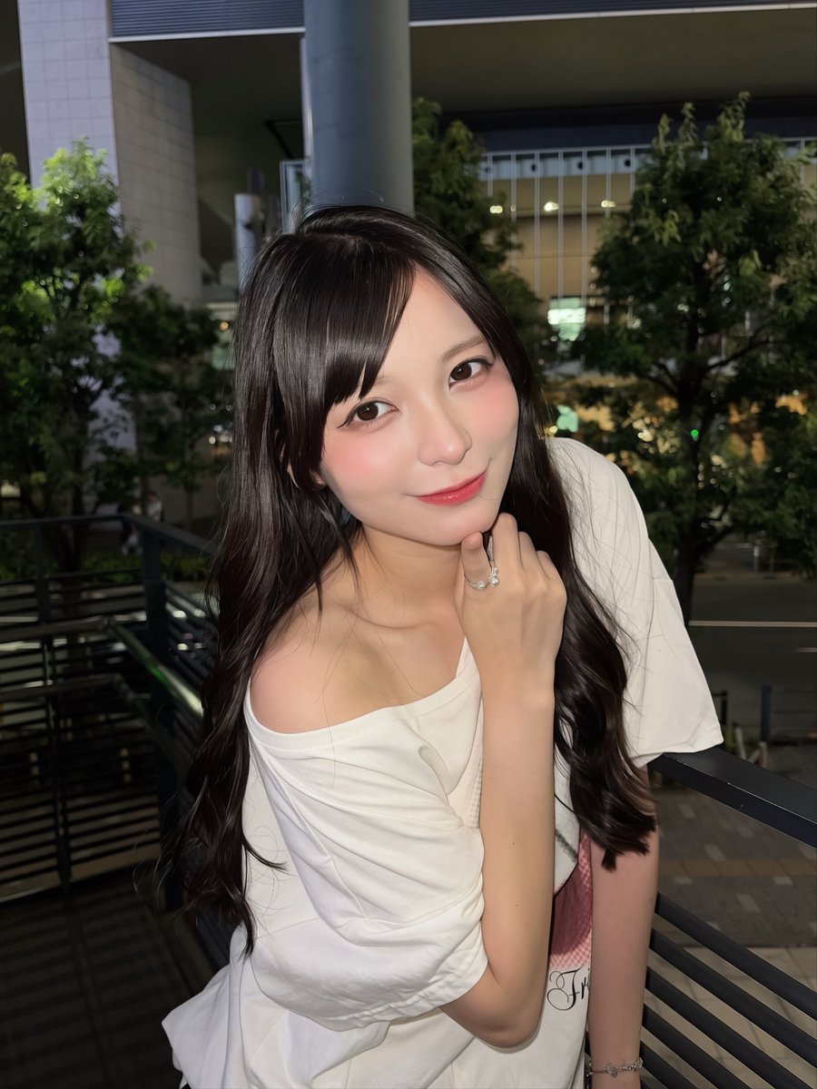 cu_clu_nao's tweet photo. 私にする？？ https://t.co/fh4RGifFBG