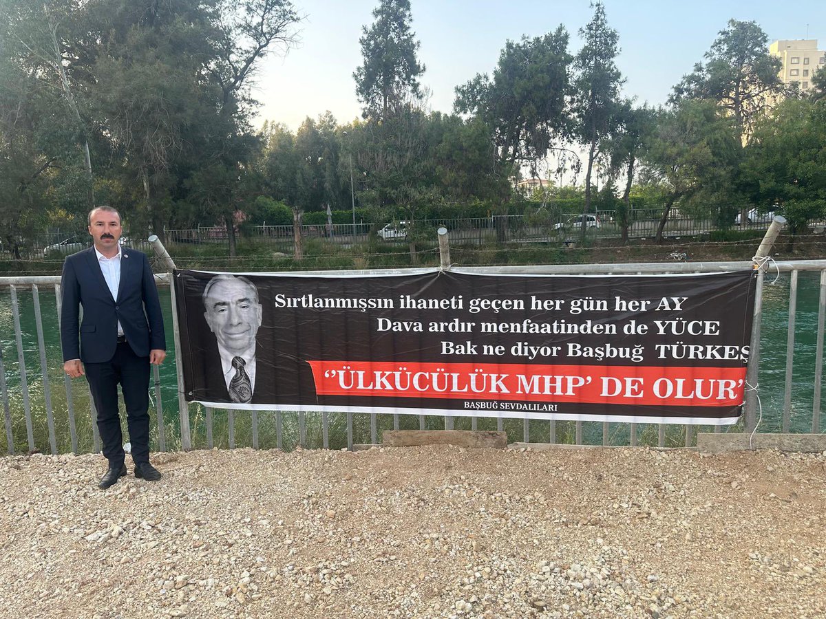 SelimAnli01's tweet photo. Sırtlanmışsın ihaneti geçen her gün her AY
Dava ardır menfaatinden de YÜCE
Bak ne diyor Başbuğ TÜRKEŞ;
“ÜLKÜCÜLÜK MHP’DE OLUR”
@atilladuygun https://t.co/K2bY5VAqtx