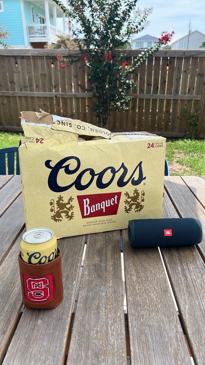 BillHammersBag's tweet photo. Good start to the afternoon.-Johnny https://t.co/2OiJW3ogeW