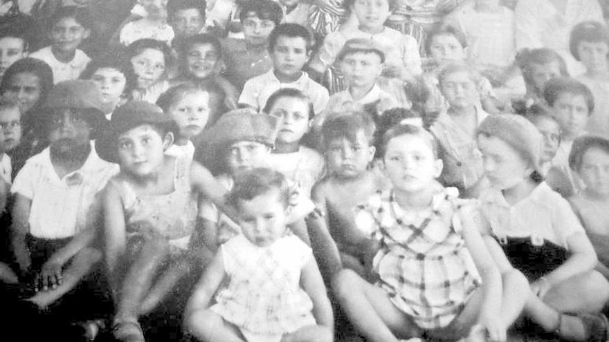pepipump's tweet photo. @T35341Tania @vox_es @OscarFdezCalle @guidoprincesa @VOX_Badajoz @Vox_AsambleaEx @VoxCaceres25 Te refieres a estos menores? Ell@s si eran menores y huían de la guerra.Ves la diferencia,sino la ves...ufff tienes un gran problema https://t.co/RuXh23k4Sa