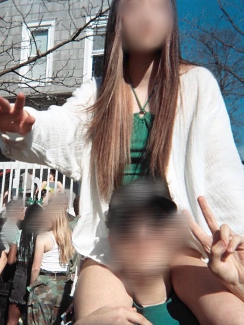 stanleymank's tweet photo. Photos of my girlfriend sent to me by her white friends when I asked where she was

#asian #wmaf #raceplay #bmaf https://t.co/GP3HanOCpB