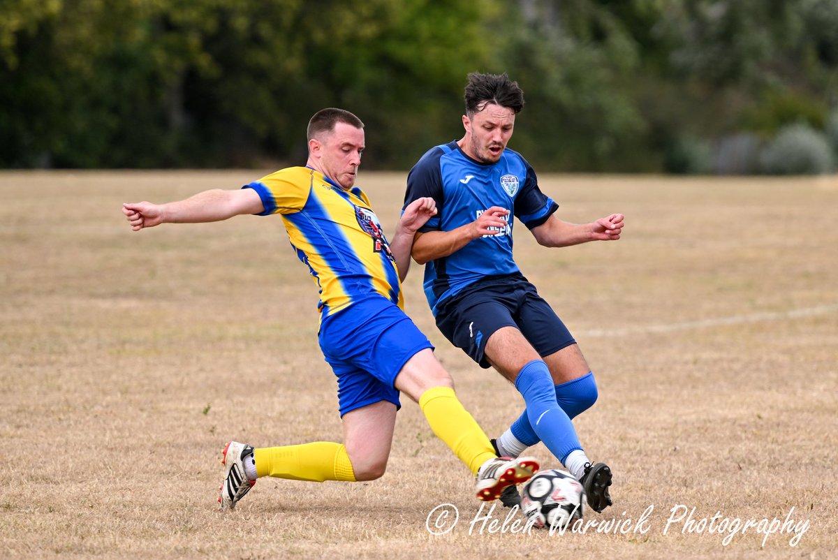 HelenWarwick5's tweet photo. @GNSLOfficial Div 2 @Oldrichiansafc v @KingsStanleyFC1
@Rlacey18 @swsportsnews @SevernSport @MarkHalliwell1 @GlosFA @NonLeaguePaper @GlosLiveOnline
Full Album โฌ๏ธ
https://t.co/ibBUIfHmjO
#seasonhasofficallystarted #buzzing #switchingup ๐ฅตโฝ๏ธ
Next up ๐ game Tuesday Night ๐ช https://t.co/42836MMDqZ