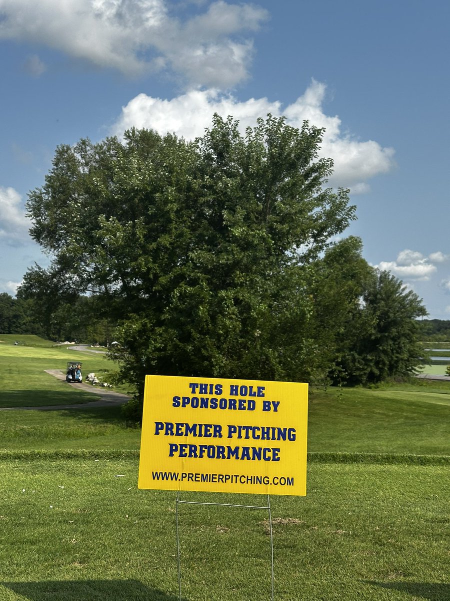 BGraves05's tweet photo. .@howell_baseball Golf Tournament https://t.co/7U7cVT5Qyx
