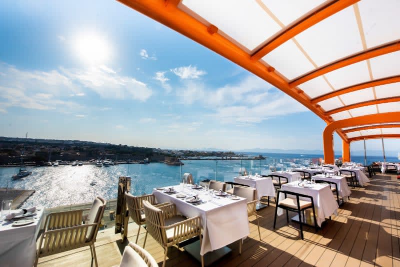 SandySunTravel's tweet photo. 🚢✨ Have you experienced the Celebrity Edge Series yet? From the stunning Magic Carpet to the infinite verandas, every detail is designed to amaze. Ready for a journey like no other? Let's get you booked! #celebrityedge https://t.co/KuLAxbnHWS