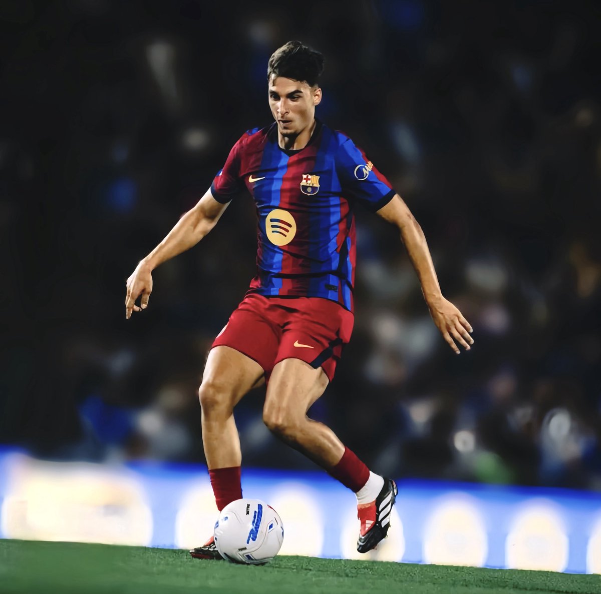 TayFCB's tweet photo. Big fan of how Guille Fernández has presented himself in not even 20 minutes of game time.

Came in and instantly improved the team’s possession. Neat ball retention and ball progression while also being very sharp in his movement. Lovely cameo.

Such a well-rounded talent that can thrive in different teams and leagues. Whichever club acquires him will be getting itself a fascinating developmental project that has a really high ceiling.