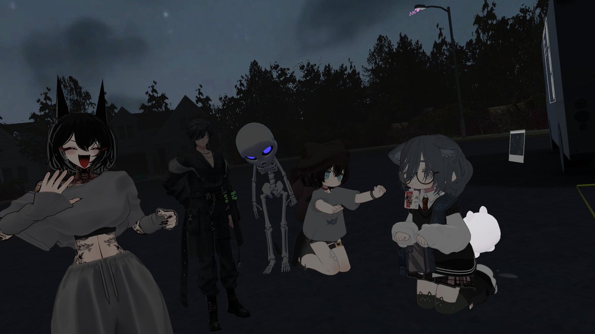 kashou712's tweet photo. 夜中にホラワ巡りが始まり何故か一時間かけて死体掃除する羽目になった時の謎の上空写真と集合写真

あ、あと新しい改変です。
#VRChat #SIUSIU3D https://t.co/ZVTtPh5cLp