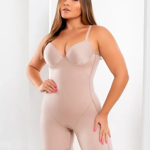 achadinhodapera's tweet photo. Isso que é oferta imperdível!

🍐Body Cinta Macaquinho Modelador Compressão Cetinete

De R$ 148,99
🎟️Por R$ 67,69 no cupom MODANOMELI

🔗 https://t.co/6NuejfkDLr https://t.co/d2nsniXSoL
