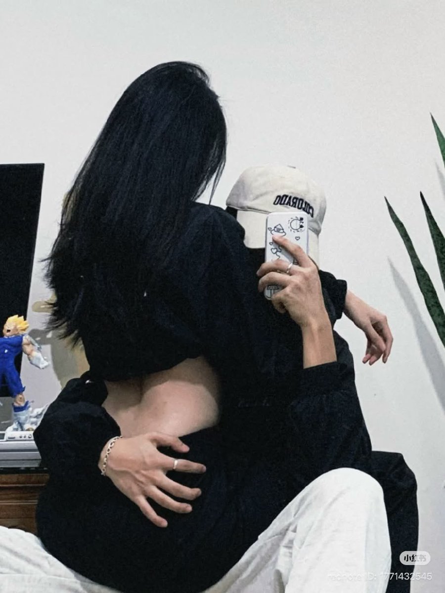 sacrfize's tweet photo. happy four months to the most prettiest girl in the world 🩶 

i love you inds and i’m so lucky to call you mine. we’re locked in for life. https://t.co/06gJ2mRpWn