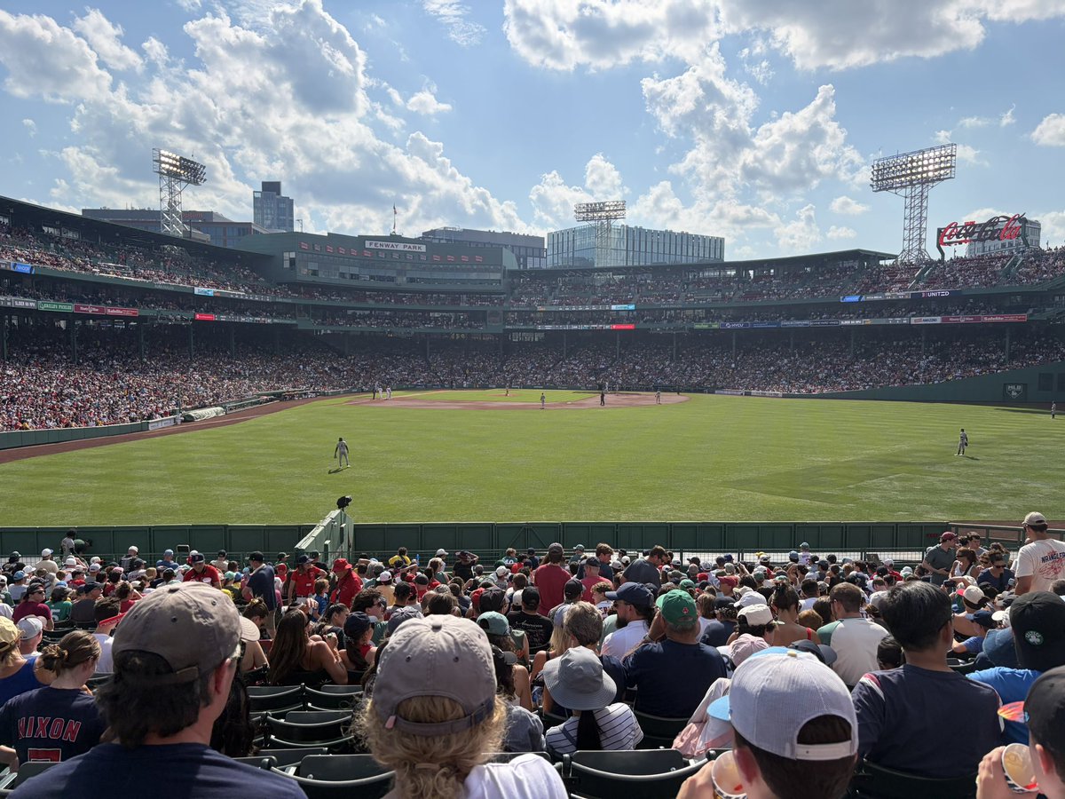 HankShepp's tweet photo. Today we’re attending my beloved athletics at the beautiful Fenway park!!! Now holding a lead over the Red Sox 6-2! https://t.co/81i3w7694b