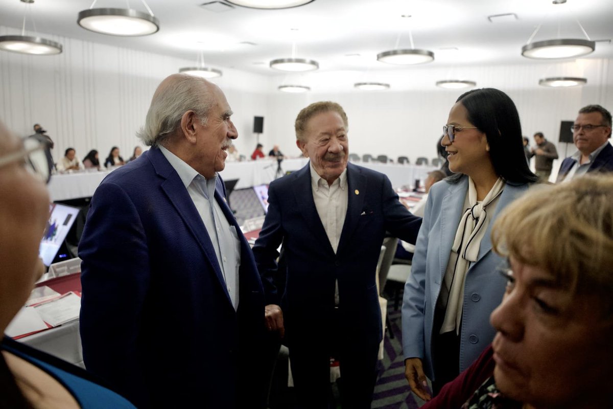 diazpol's tweet photo. Realizamos ayer la Segunda Sesión Plenaria del Consejo Consultivo Nacional. Se plantearon diversos temas estratégicos para potenciar a la Cuarta Transformación en la actual coyuntura. Saludamos a nuestra presidenta nacional, Ariadna Montiel, y a nuestra secretaria general, Carolina Rangel, así como a un gran número de queridas compañeras y compañeros de trabajo y de lucha. Hay entusiasmo y unidad de propósitos. Buen encuentro.