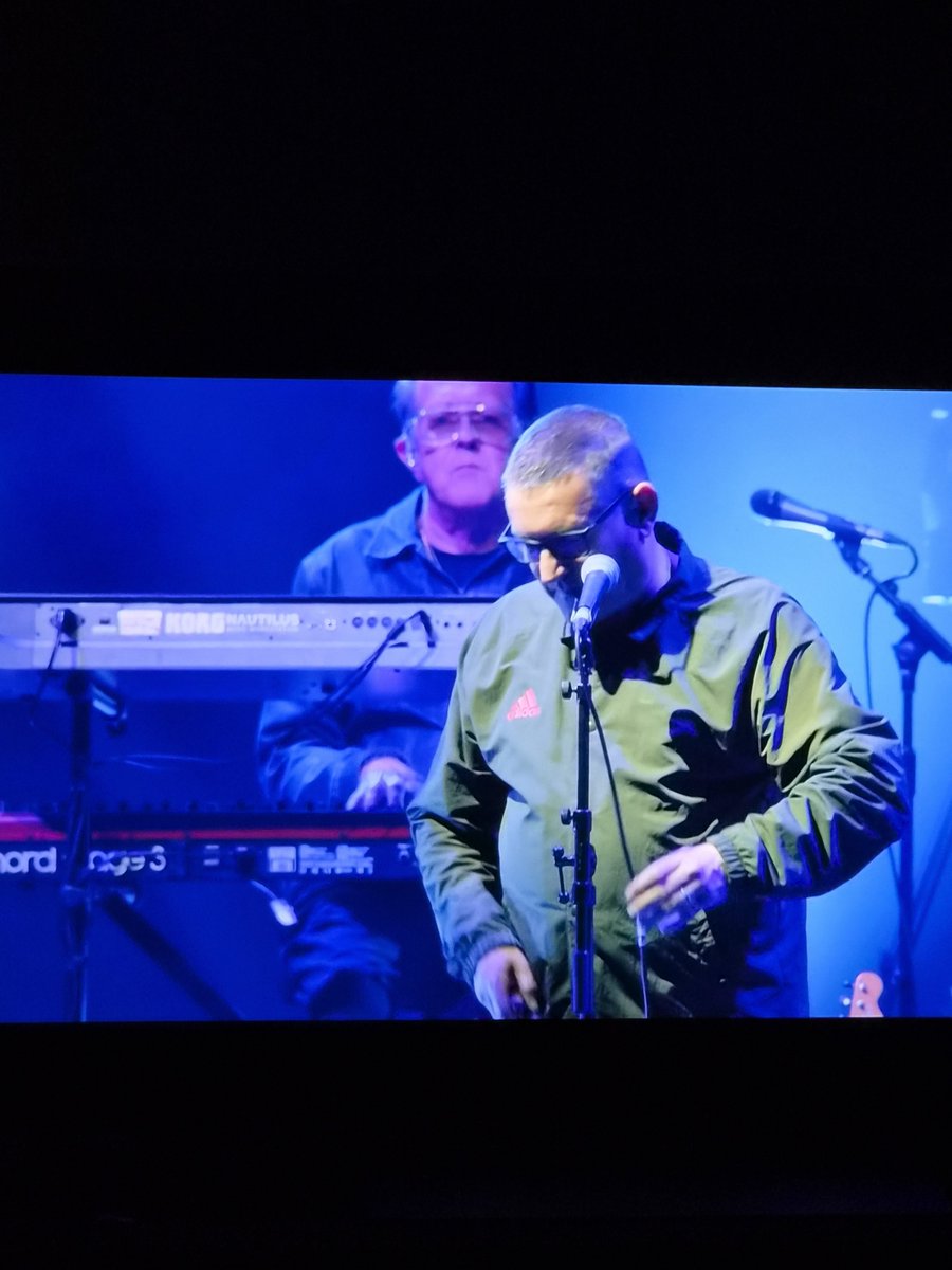 IanSchroeder1's tweet photo. Richard E. Grant. Not only a great actor but apparently a great keyboard player with Paul Heaton..... #paulheaton #bbc2 https://t.co/H5XIvDUmYq