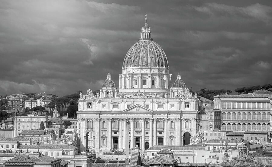 joancarroll's tweet photo. St Peter's Baslica BW Vatican City! https://t.co/a44hFXYoqo #stpeters #basilica #dome #church #vaticancity #rome #italy #cathedral #cityscape #blackandwhite #architecture #classical #historical #artforsale #wallartforsale #giftideas @joancarroll https://t.co/rOaqwifdTU