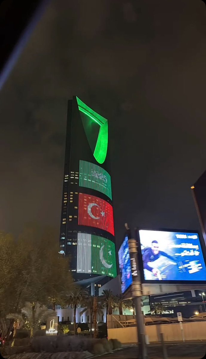 HTNofficia1's tweet photo. #محمد_بن_سلمان‌ 
#المملكة_العربية_السعودية 
#saudi https://t.co/5NMS31zNvB