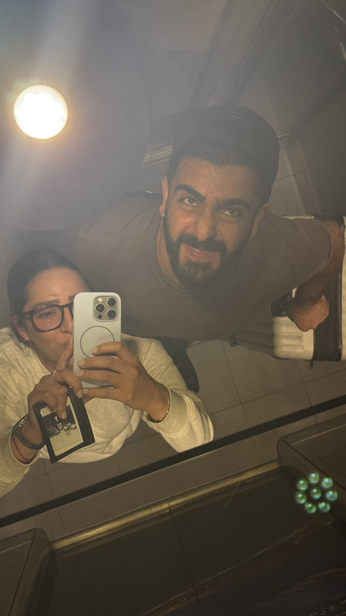FernandaTrejo5's tweet photo. Nos extraño mucho aquí. https://t.co/OrQ85zCjga