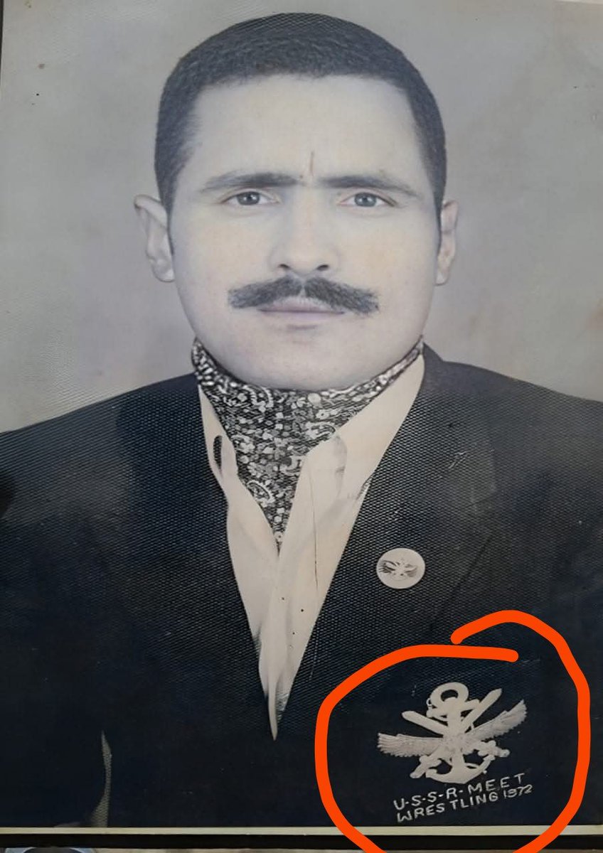 SawerJamwal's tweet photo. In 1972, my Grandfather #kirpalsingh represented the Armed Forces as part of an official sports delegation sent to compete in an international wrestling meet in the Soviet Union.
​This portrait commemorates his participation in the 1972 USSR Wrestling Meet.
#kirpalsingh https://t.co/BE020Xjy6V