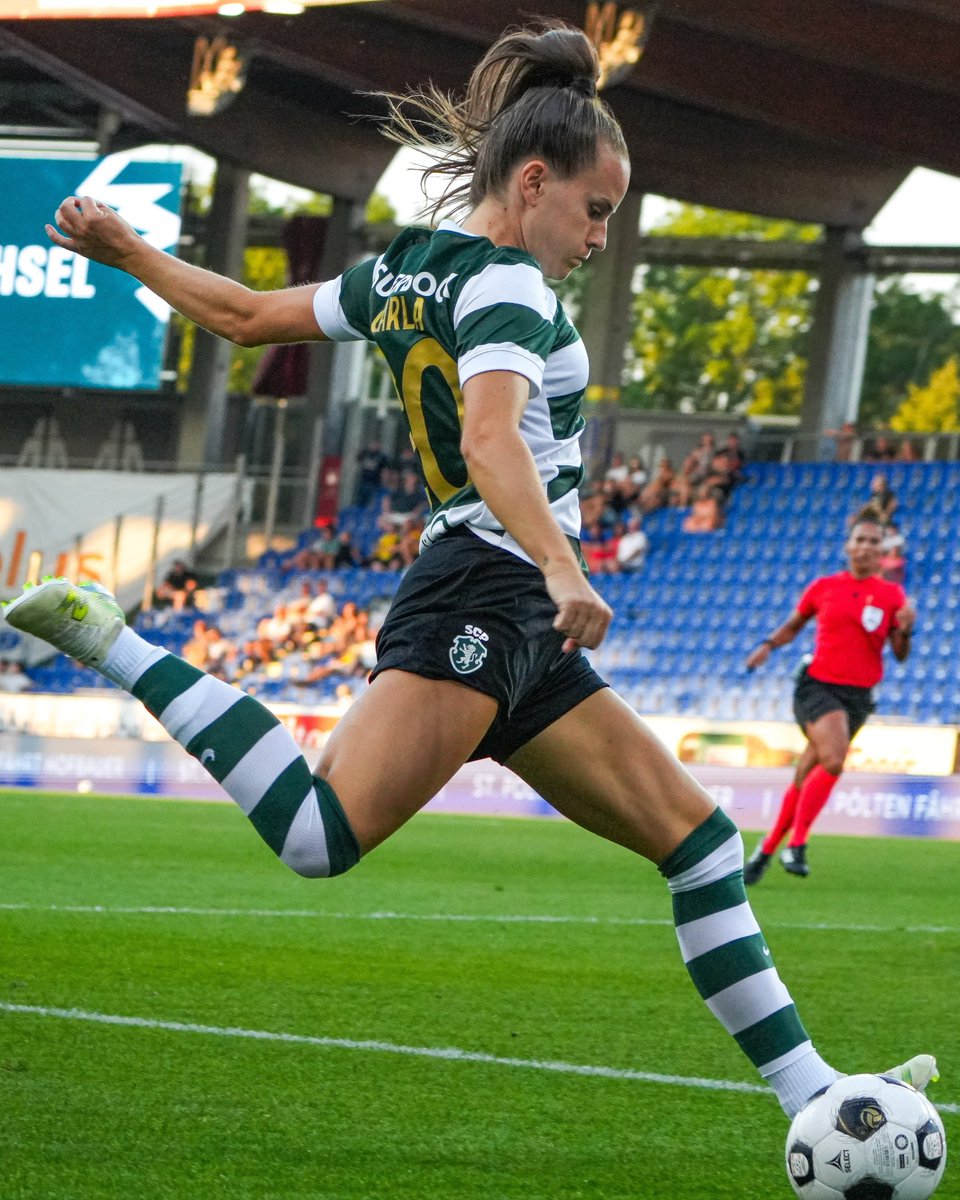 FutFemSCP's tweet photo. ⏯️ Recomeça o prolongamento na Áustria. Lutar até ao fim, equipa! 🦁

1-0 // #SKNSPSCP #UWCL https://t.co/MmBP18s0SX