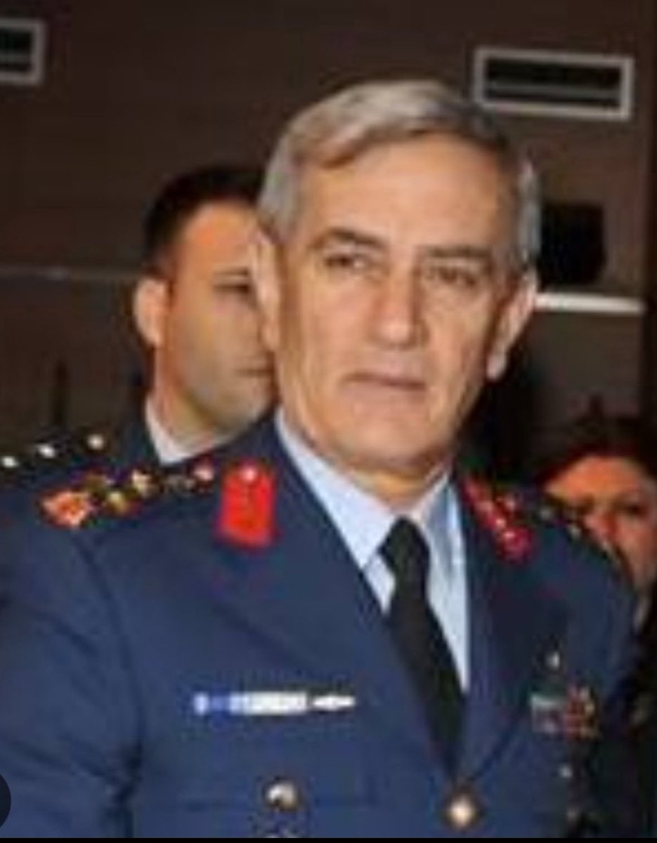 ozguradamm1's tweet photo. Orgeneral AKIN ÖZTÜK’e işkence eden polislerden biri olan Elif Uzun Sümercan BM raporunda yer alan isimlerden.

İşkenceciye zaman aşımı yok, ceza almaktan kurtulamayacak.
O zamana kadar twetlerimizle rahatsızlık verelim bu işkenceciye.

Hukukİçin OrtakÇağrı yapıyoruz ve bu işkenceci Elif Uzun Sümercan adalet önünde hesap versin!