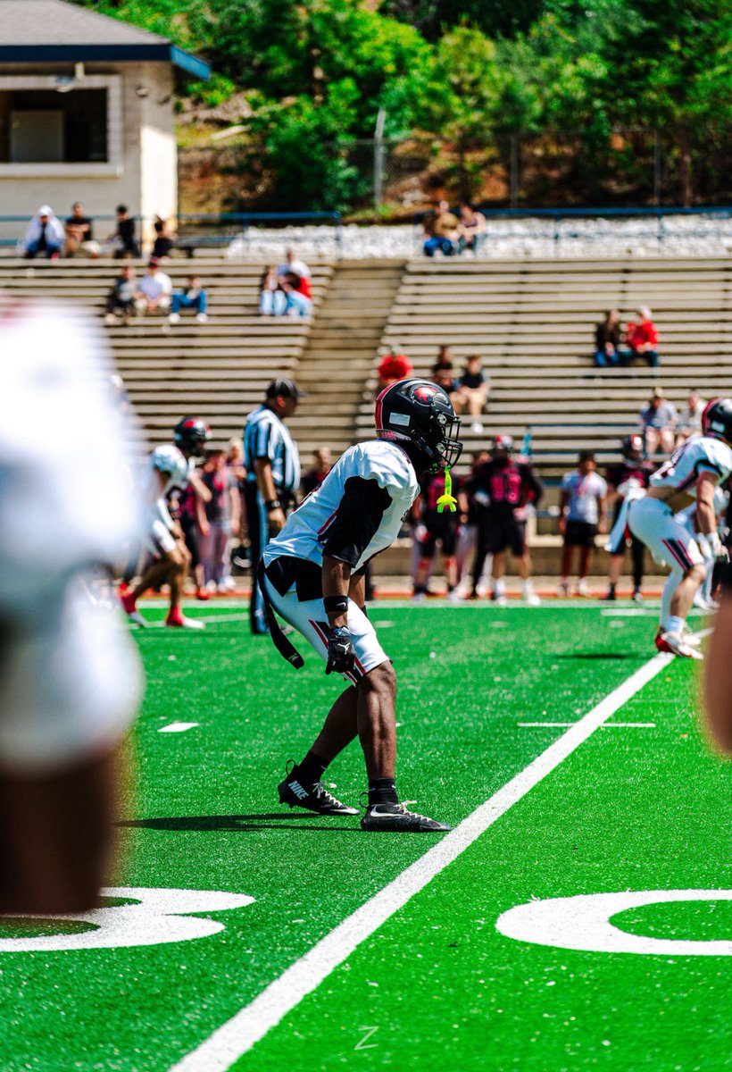 _michaelford's tweet photo. Spring game/ Spring practice film
Corner and safety clips
Simpson University NAIA
Height: 6’0
Weight: 180 https://t.co/uCnc8aeJZa