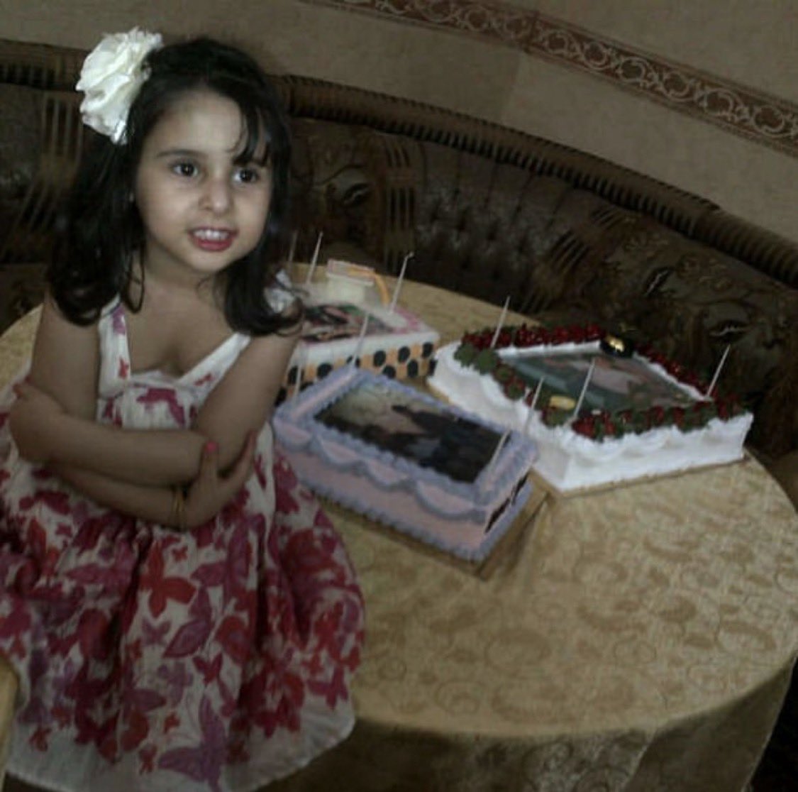 ramaa1849's tweet photo. Me in my childhood👧🏻🤍 https://t.co/C1RJ5xSbnr