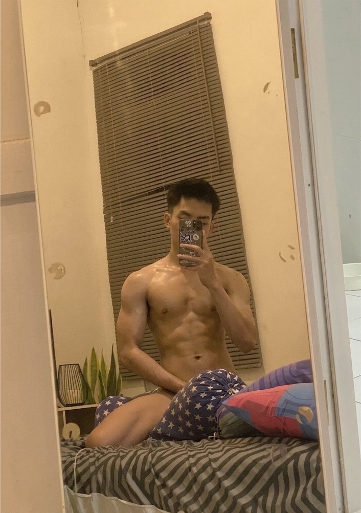 badroro69's tweet photo. Mumpung sepi 👀 https://t.co/bwu3d0qmnw