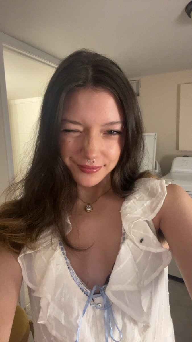 ainegf's tweet photo. My dm fee is based off what i’m hungry for on doordash today https://t.co/LTIO9cl0mk