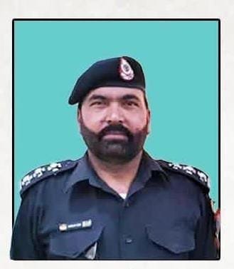D_F_313_'s tweet photo. Last night, militants attacked police personnel within the jurisdiction of Inqilab Police Station in Peshawar City, resulting in the death of one police Personnel https://t.co/HXHIu5nLul