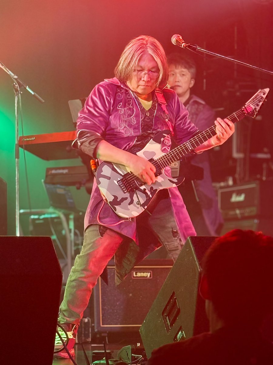 aicoraman's tweet photo. #CROSSROCKS vol.90
#aicora 無事？ではないな(笑)

ボーカルお休みをAIに歌わせて完走しました。

今回は全曲ROSELIAということで
頑張りました。
是非ともボーカル復活したら必ずリベンジしたいとおもいます！

ありがとうございました。 https://t.co/LzSYOKGlgw