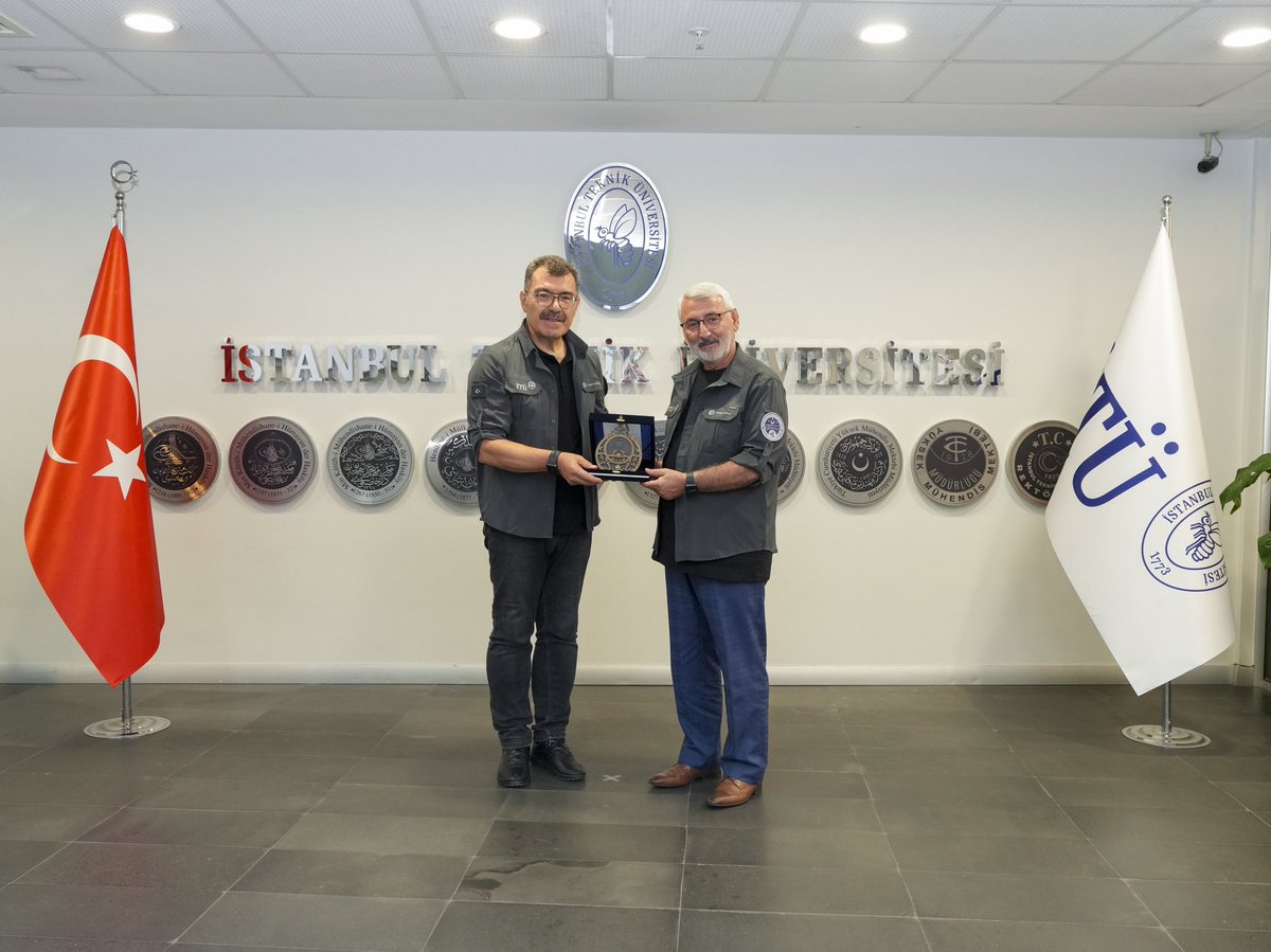 MKEgovtr's tweet photo. 🚀 ROKET MOTORUMUZ ATEŞLENDİ: GELECEĞİN MÜHENDİSLERİNDEN ÜSTÜN BAŞARI!

MKE Aday Mühendis Programı kapsamında İTÜ’deki aday mühendislerimizin oluşturduğu PARS Roket Grubu, MKE desteğiyle geliştirdiği Sıvı Yakıtlı Roket Motoru’nun ateşleme testini başarıyla gerçekleştirdi.

MKE Aday Mühendis Takımımız PARS’ı; fikirlerini teknolojiye dönüştüren azimleri, ortaya koydukları yaratıcı fikirleri ve emekleriyle elde ettikleri başarıları için gönülden kutluyoruz. 

Bu yolculukta desteklerini esirgemeyen başta Genel Müdürümüz Sayın @ilhamikeles ve Sayın Rektörümüz @profHasanMandal ile gece gündüz demeden emek veren MKE EMARGEM (Enerjik Malzemeler Araştırma ve Geliştirme Merkezi) ekibi ile İTÜ akademik kadrosuna teşekkür ederiz.

@tcsavunma 
#MillîGüçMKE🦾🚀🇹🇷