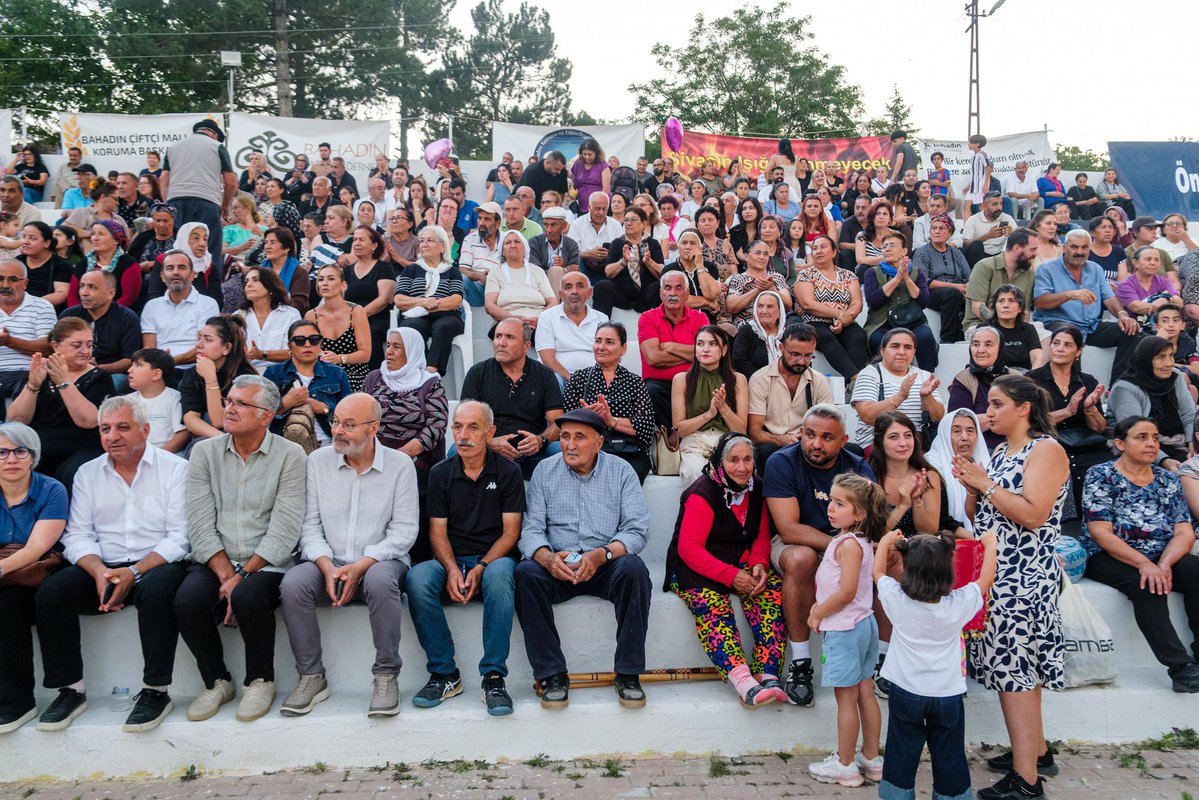 tipgenelmerkez's tweet photo. Genel Başkanımız Erkan Baş, Yozgat’ta Uluslararası 27. Bahadın Kültür Şenliği’nin konuğu oldu.

Kurtuluş ellerimizde, kurtuluş mücadelemizde! Varlığıyla güç veren yurttaşlarımıza teşekkür ediyoruz. https://t.co/3nmdQTIrDv