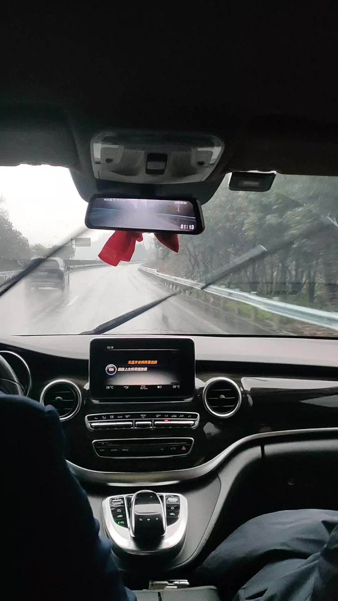 gabor_ann's tweet photo. Driving with your favorite track cranked up—nothing beats that moment when the bass hits right, turning a routine ride into a full vibe. https://t.co/5S4kaNwoNZ