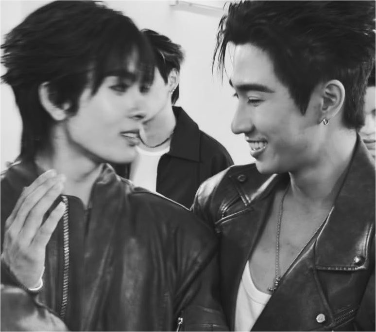 with_JANEE's tweet photo. : พี่เพิ้ด ชอบน้องต้ามากมั้ย 
; มากคับ ผมหลงน้องทุกทาง มองได้ทั้งวัน

//💔😭💔😭💔😭💔😭💔😭🫠🫠🫠 https://t.co/EPPzvHGlhW
