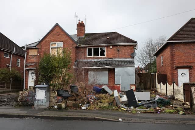 BenGrahamUK's tweet photo. Britain is a beautiful country.

It’s heartbreaking to travel around it and see how our major towns and cities have been allowed to deteriorate.

This didn’t happen overnight, and it didn’t happen under just one government.

Conservative and Labour governments have both presided over the decline.

They’ve both had their chances.

Britain deserves better.
