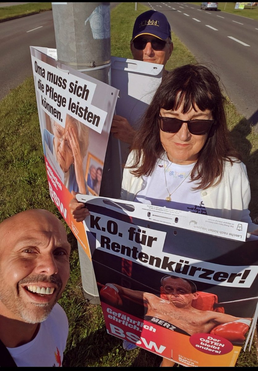 EricGiesel's tweet photo. Der Wahlkampf hat begonnen. 

Ein riesen Danke an das ganze Team. 

#BSW #Rostock #MV #LTW26 https://t.co/bq209nip0v