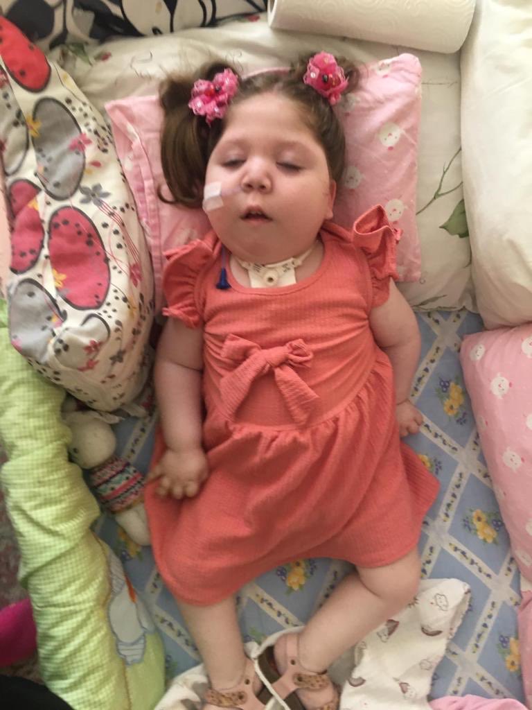 aryanilaybebek's tweet photo. kızımın ilaçları ve medical malzemelerine gücümüz yetmiyor canıma lütfen nefes olurmusunuz TR90 0001 0024 4673 9322 1150 05 Nazikter Pirman Ziraat🙏
 
#Galatasaray 
Vlahovic
#GSvVIL
Galatasaray - Villarreal https://t.co/pp0GpftKLu
