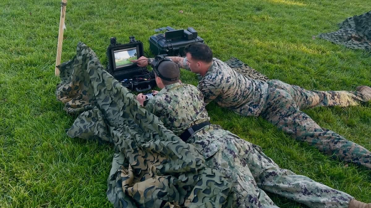 usnasupe's tweet photo. Today, the Class of 2030 made history during Plebe Parent Weekend with unmanned aerial systems, piloted by our Plebes, joining our formal parade formation. 

We will continue to honor the traditions that define us, while relentlessly preparing our midshipmen for the future fight. https://t.co/aT1XAva0I0