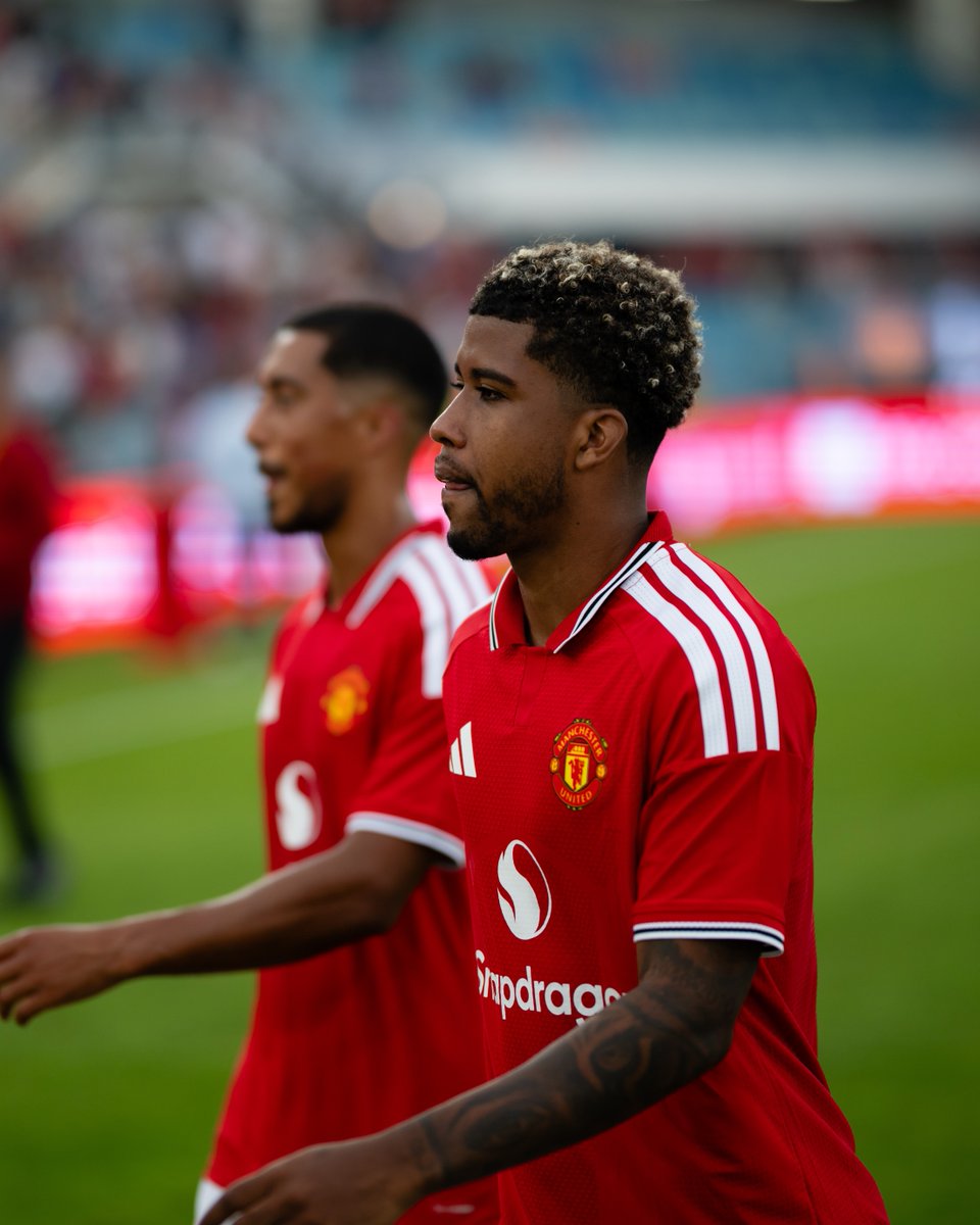 ManUtd's tweet photo. 1️⃣7️⃣🇧🇷