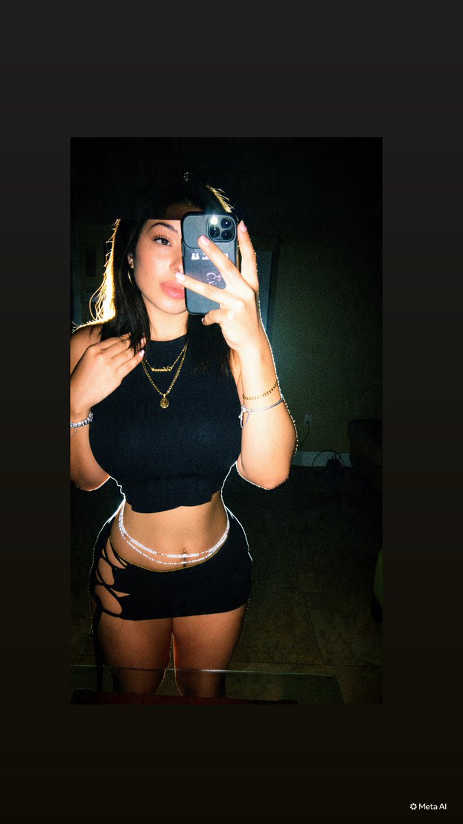 roxanquiroz's tweet photo. ✨💁🏽‍♀️ https://t.co/bcaTnLiWV0