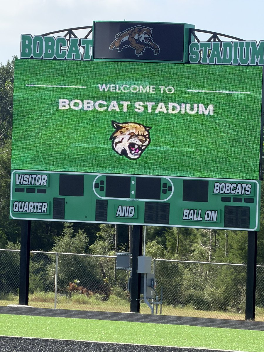 herbertoneiljr's tweet photo. Enjoyed the Bobcat Intra-squad scrimmage today! Lots of great looks and great Bobcat spirit on hand! #HigherHeights #ExpectMore #AchieveMore https://t.co/gLW1JJrahl
