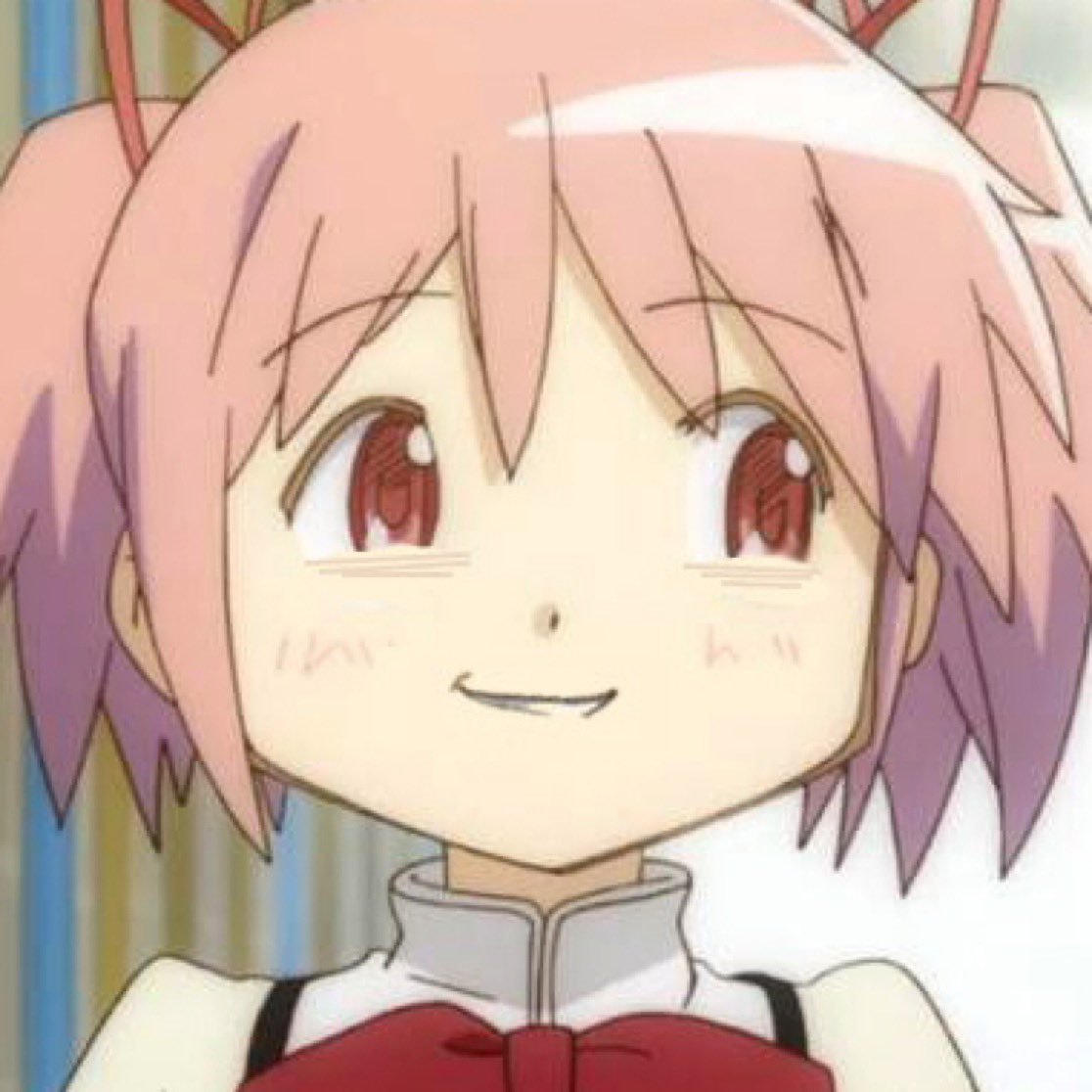 emmadark45's tweet photo. @Depression23ame Madoka viendo a lo lejos😏  😆 https://t.co/KLlcrUO3j3