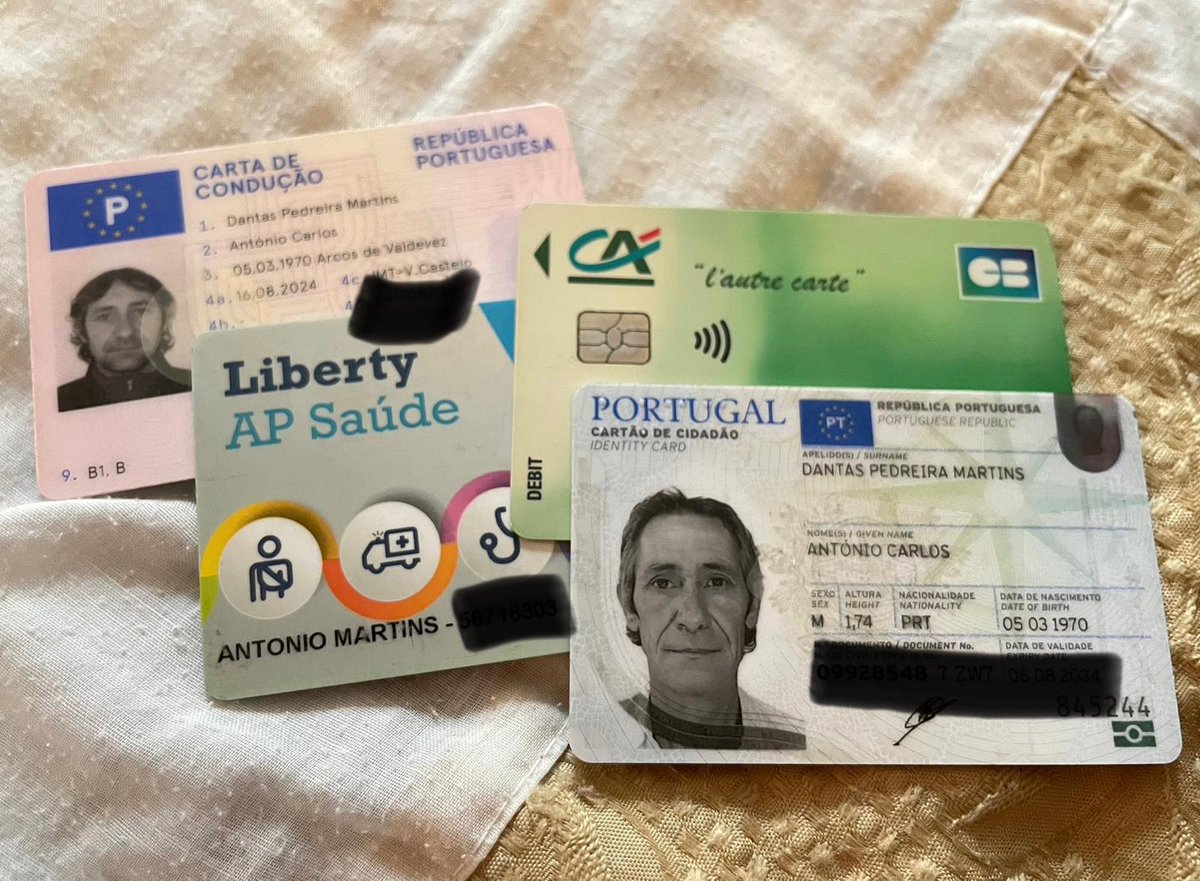 ldupin's tweet photo. 🚨 URGENT ! Ai trouvé à Nice dans une poubelle vers Acropolis les papiers d'un touriste portugais. CB, permis, carte d'identité et d'assurance ! Les dépose lundi aux objets trouvés. Il s'agit d'Antonio Martins (Dantas Pedreira), né 5/3/1970 à Arcos de Valdevez. Partagez svp ! https://t.co/lgv8iUYTpS