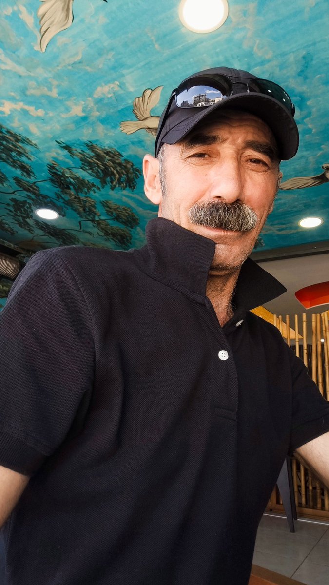 aldag2441's tweet photo. Hikayemi soruyorlar ?

Söyle bana Ne diyim  ...!

Gitti mi diyim 
Bitti mi ,,, dönecek mi ,,, sevdiğim.. https://t.co/POgtJqzPTa